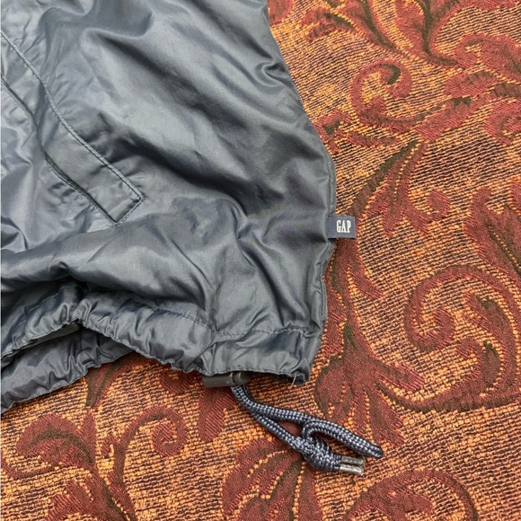 90s Oversized Gap Windbreaker - Picture 4 of 6